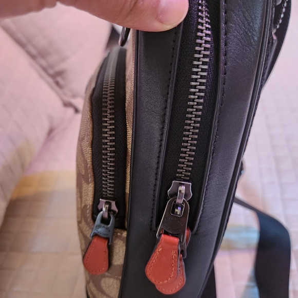 COACH Graham backpack - Picture 6 of 10